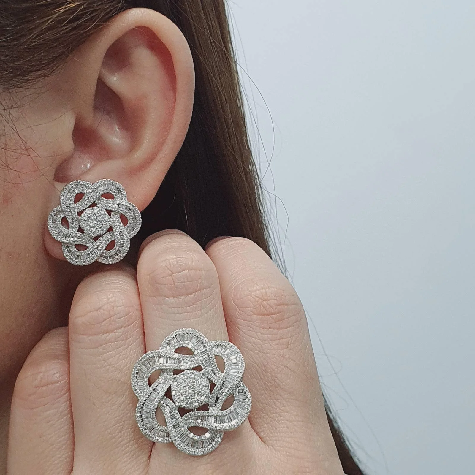 2.9 ctw Wave Overlap Diamond Jewelry Set 14K Gold - Image 2