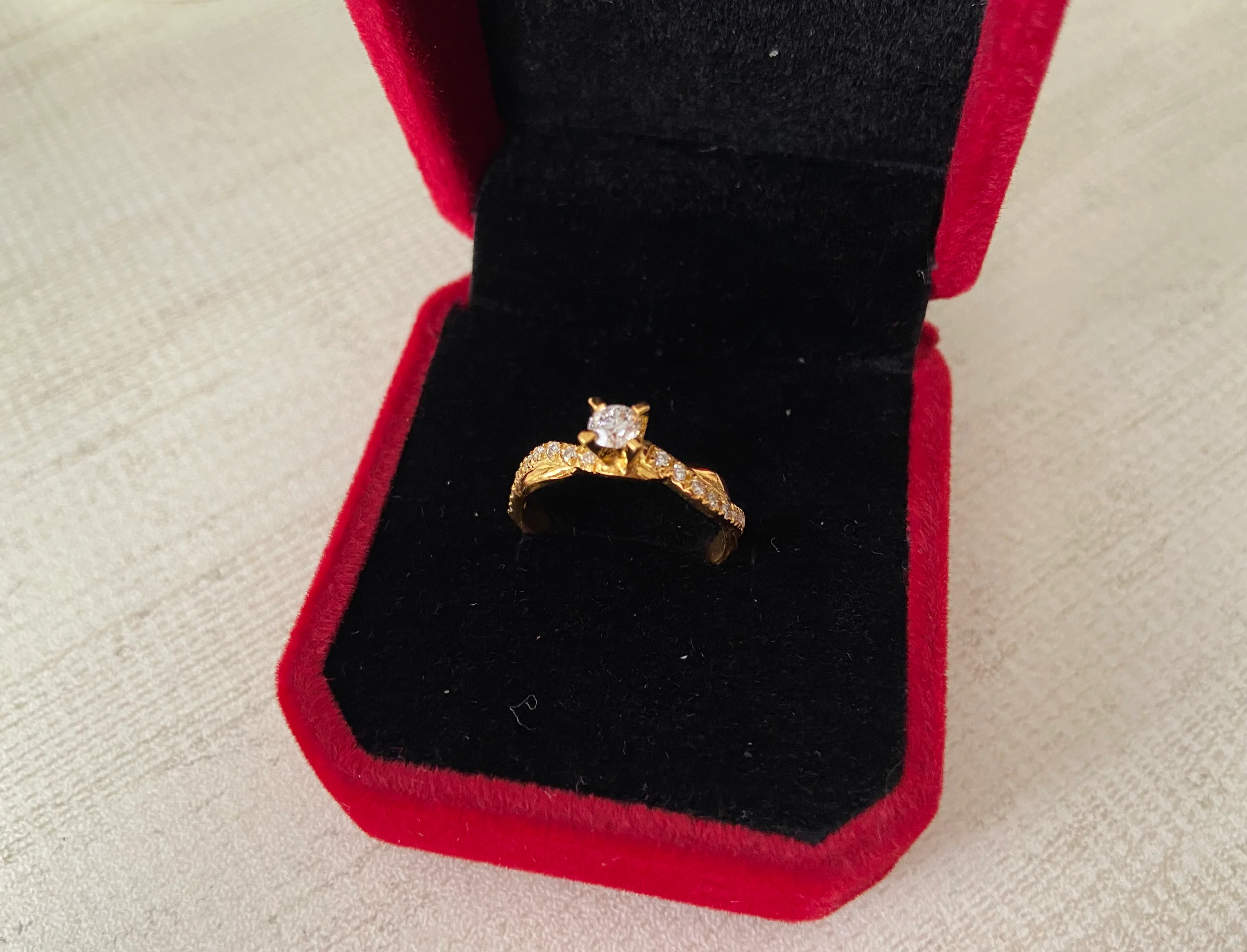 .20ct Diamond Intertwined Engagement Ring, 18K Gold, Ladies’ Ring, Anniversary or Birthday Gift - Image 6