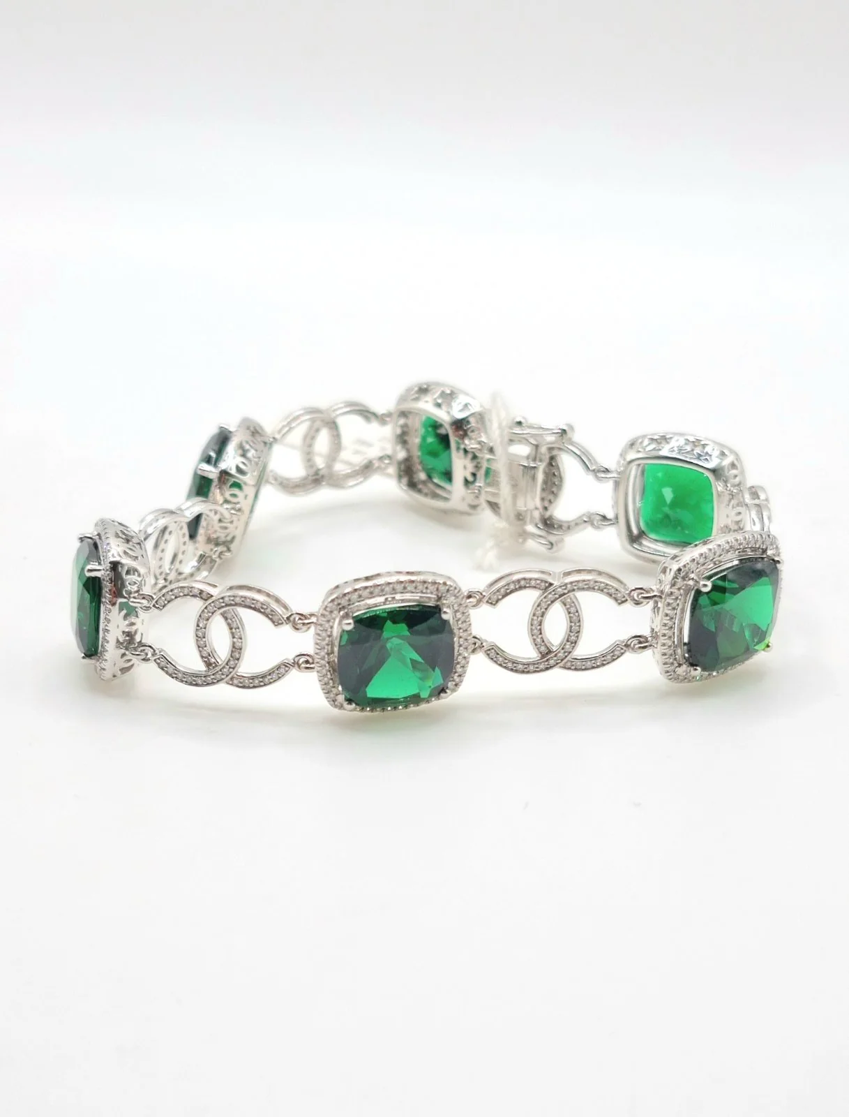 Cushion Gem C Link Bracelet 18K White Gold - Image 4