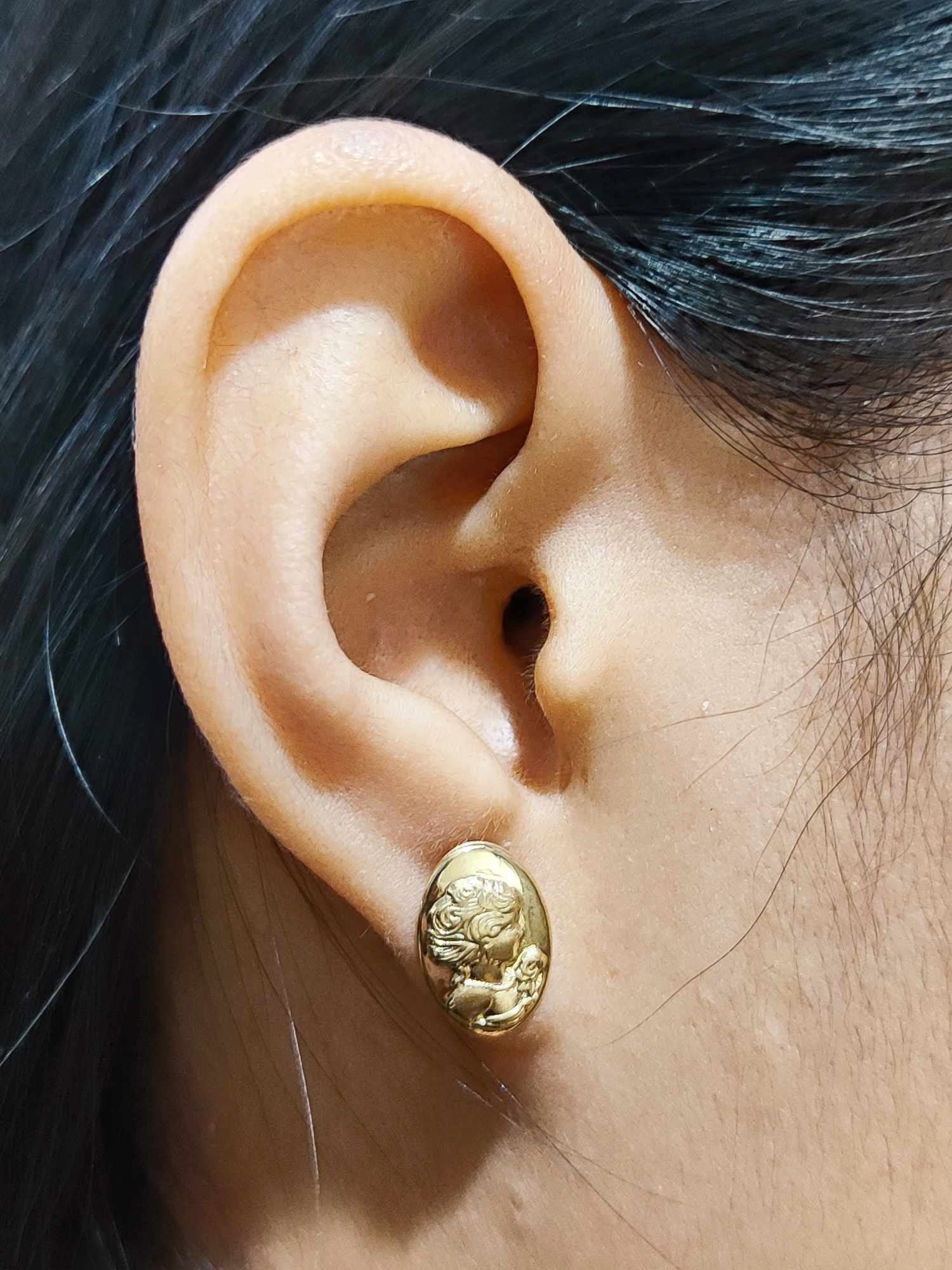 Cameo Earrings 18K Gold