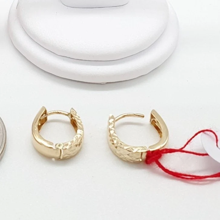 Diacut Clip Earrings 18K Gold - Image 3