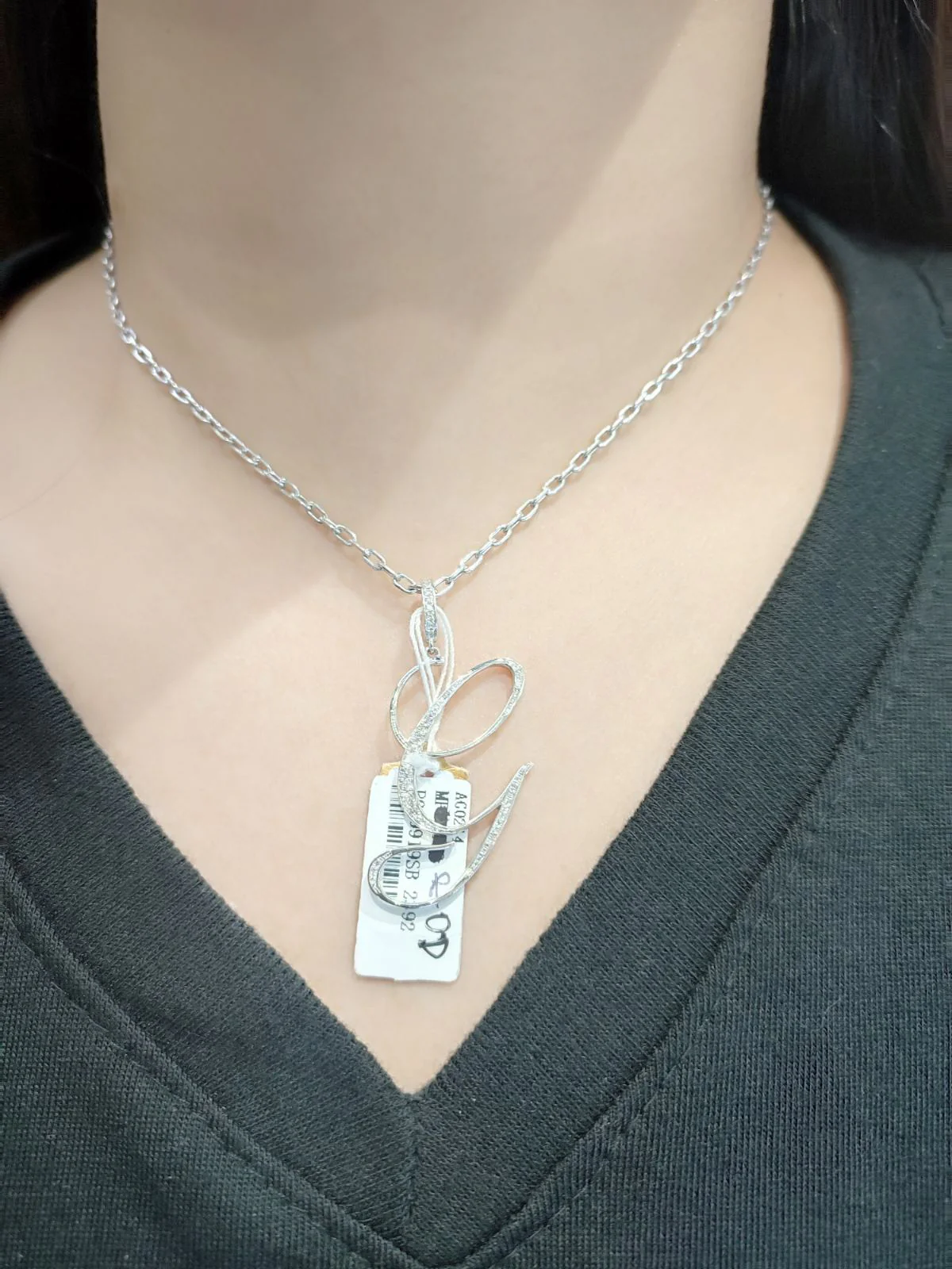 Letter G Diamond Pendant 14K - Image 2