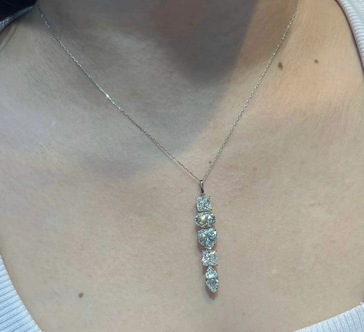 Multi-Shape Moissanite Necklace 18K - Image 4