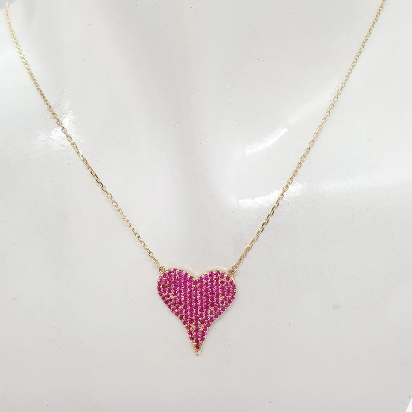 Pink/White Heart Center Necklace 18K Gold