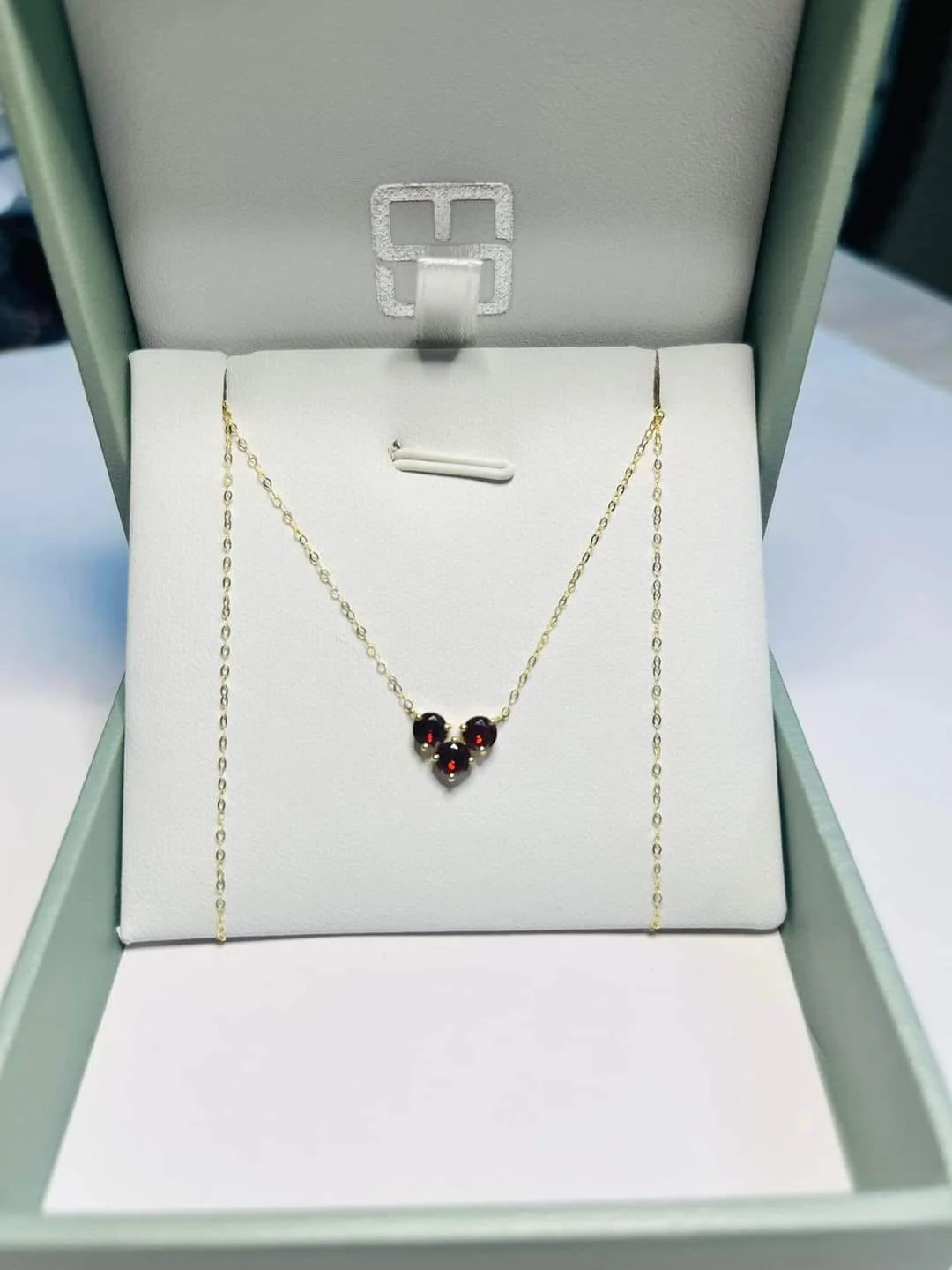 Triple Birthstone Necklace 18K - January to December - Image 9